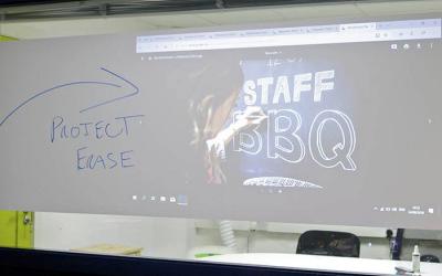 5 преимуществ краски-экран под проектор Smart Projector Paint